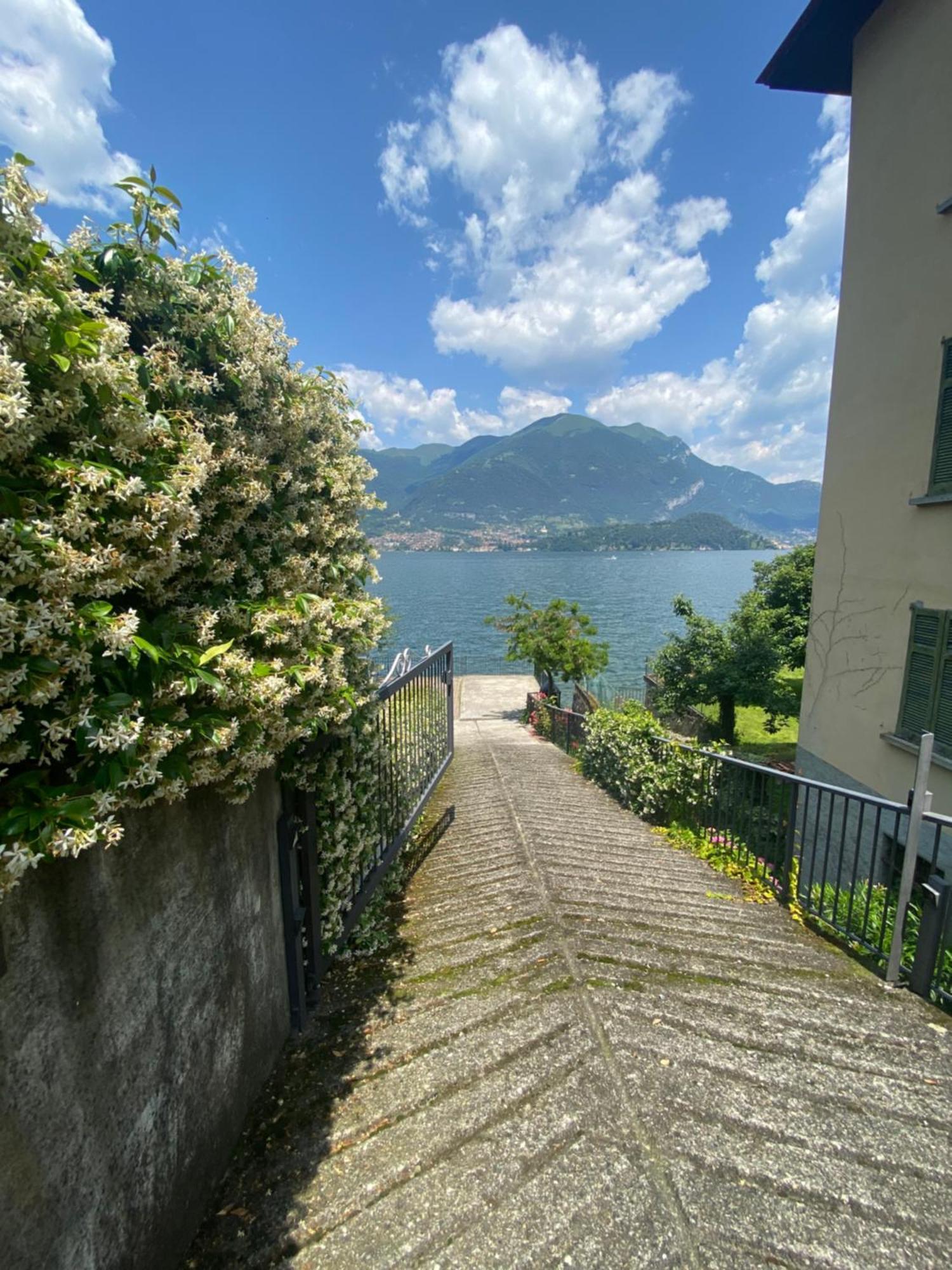 Peonia Apartment - Appartamento Vista Lago Lezzeno Buitenkant foto