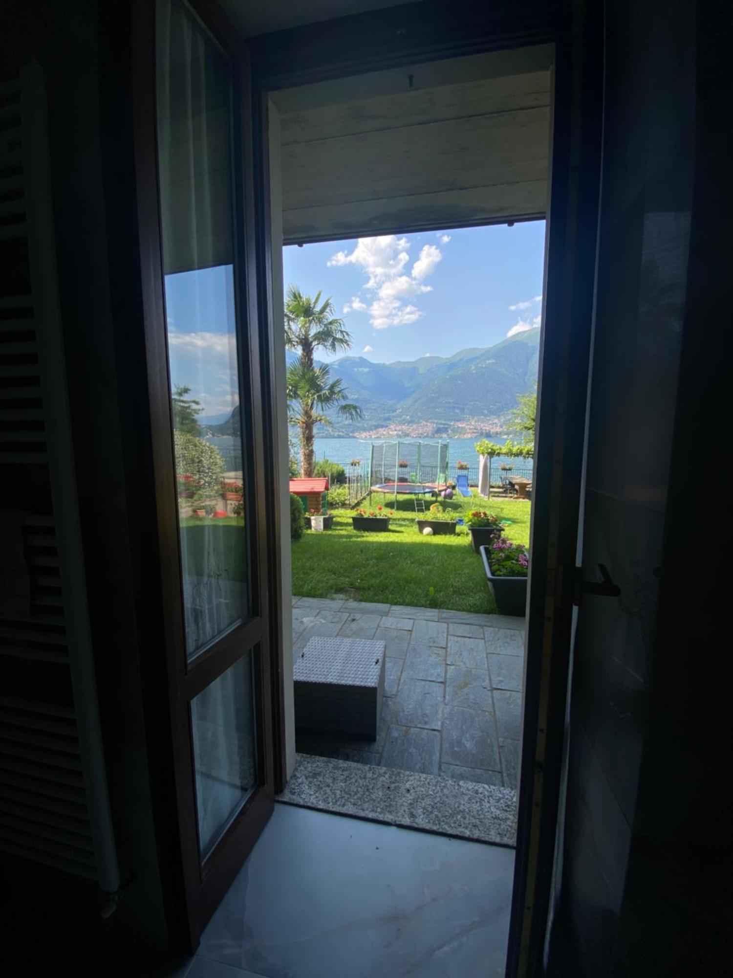 Peonia Apartment - Appartamento Vista Lago Lezzeno Buitenkant foto