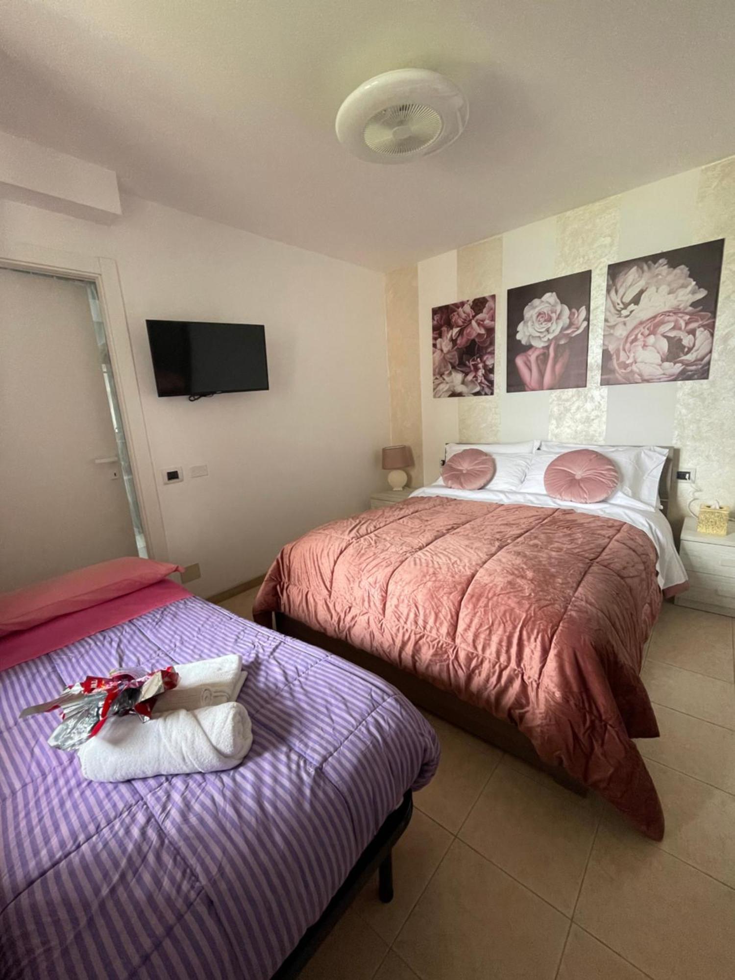 Peonia Apartment - Appartamento Vista Lago Lezzeno Kamer foto